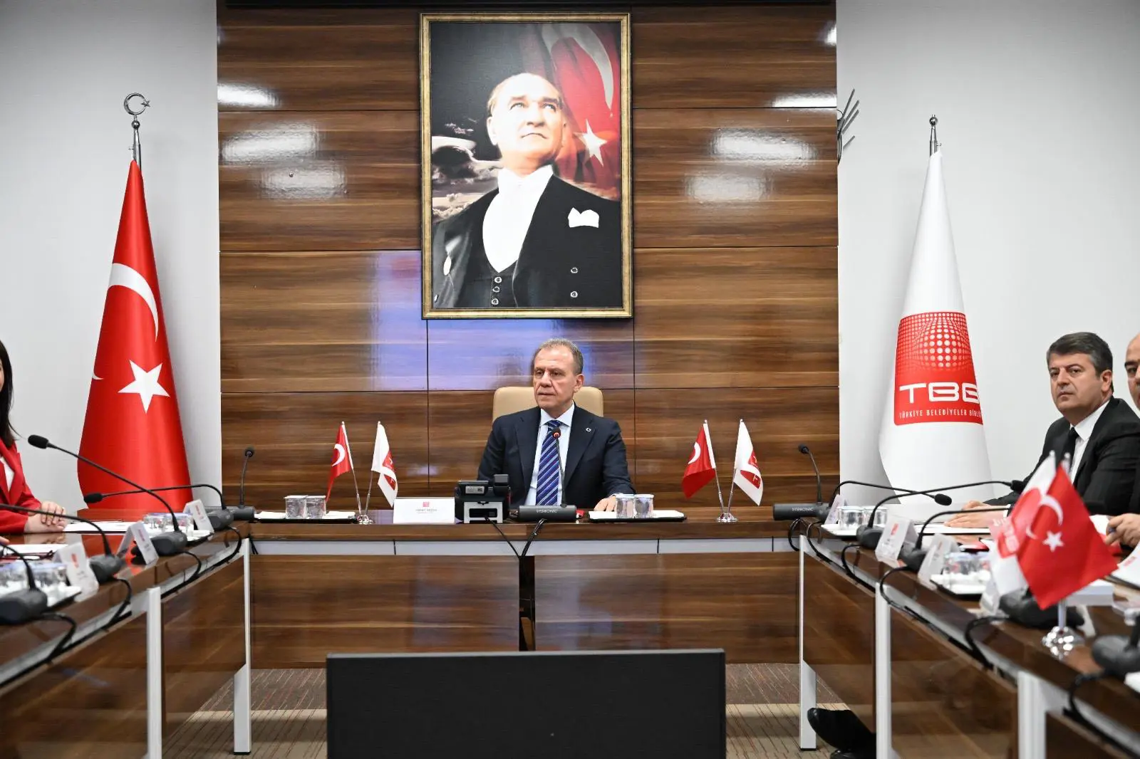 TBB’DEN EDİRNE BELEDİYESİ'NE HİBE ARAÇ galeri görseli